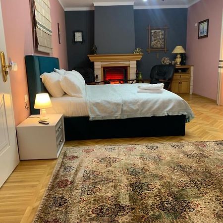 טיראנה Belux Hotel מראה חיצוני תמונה