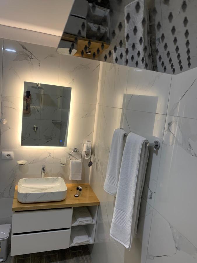 טיראנה Belux Hotel מראה חיצוני תמונה